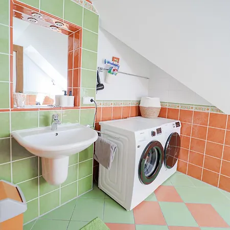 Anton Apartment